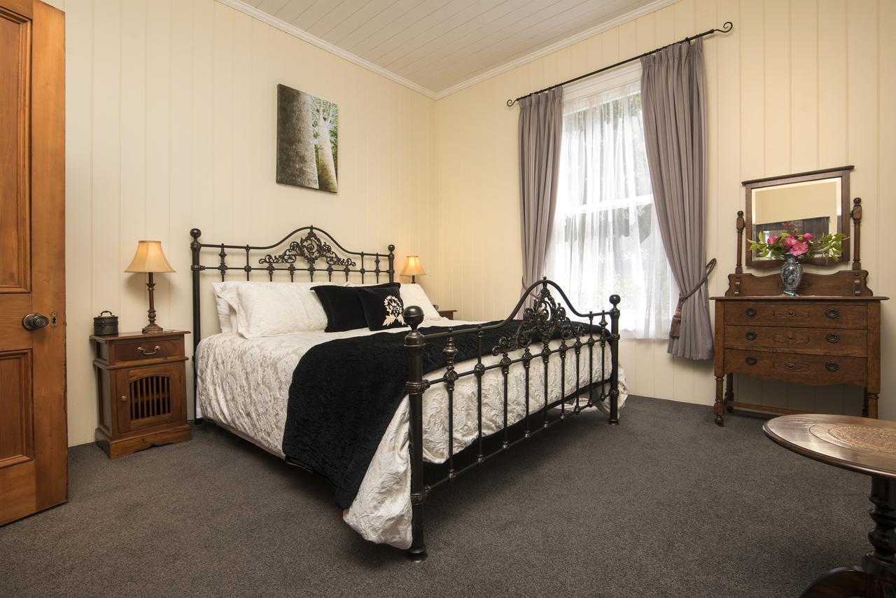 Sennen House Boutique Accommodation Пиктон Экстерьер фото